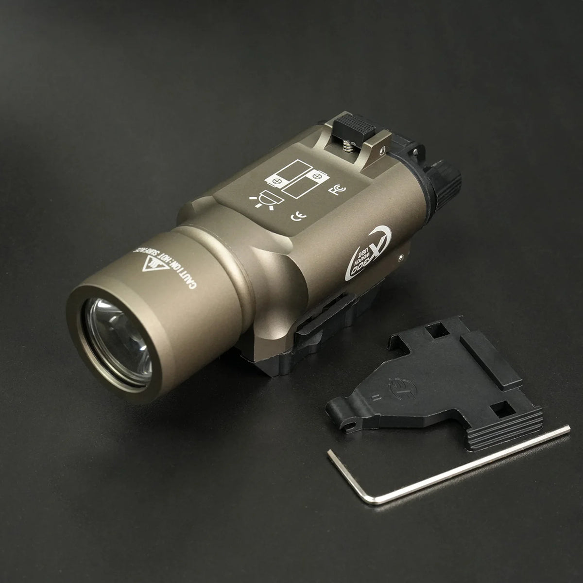 Tactical Gear Surefir X300 X300U Ultra Metal Pistol Gun 500Lumen LED Light Fit 20mm Rail Airsoft Hanging Hunting Flashlight